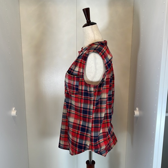 EUC A Collection Plaid Sleeveless Plaid Shirt Size Medium - Picture 4 of 7